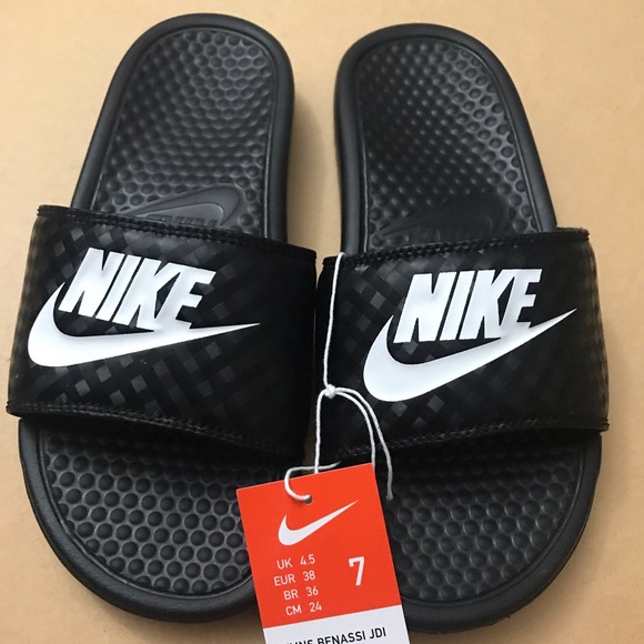 Nike Shoes - Nike black sandals